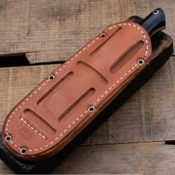 BARK RIVER KNIVES Bark River Gunny CPM 3V Dark Curly Maple, Red Liners, Mosaic Pins