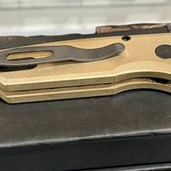 PROTECH KNIVES Pro-Tech Runt 5 R5112 Auto Solid Bronze (1.9